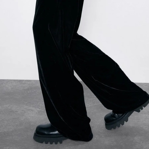 NWT Zara Velvet Straight Leg Trouser Pants In Black Size‎ Extra Small - Picture 2 of 9
